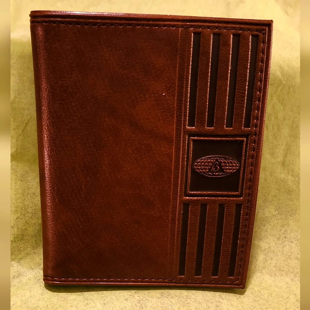Vitron Men's Bifold Brown & Root Wallet Brown NWT